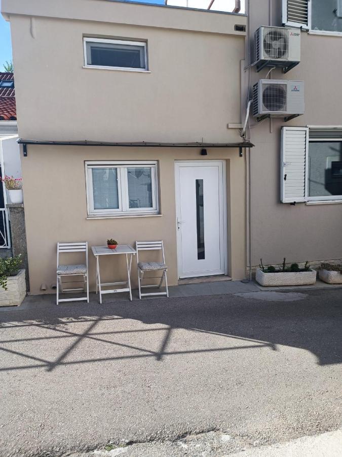 Apartments Vrime Biograd Na Moru Exterior photo