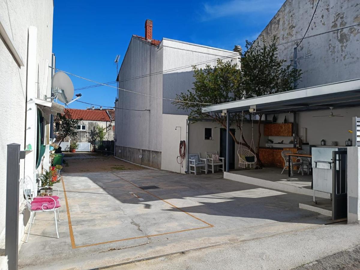 Apartments Vrime Biograd Na Moru Exterior photo