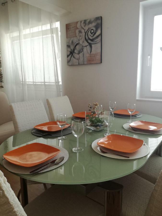 Apartments Vrime Biograd Na Moru Exterior photo